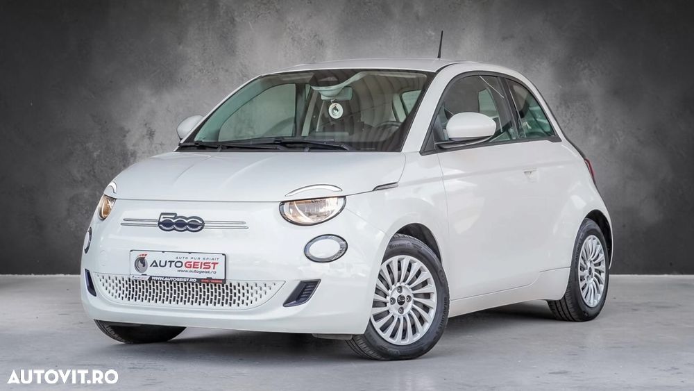 Fiat 500E Action - 3