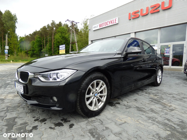 BMW Seria 3 318d