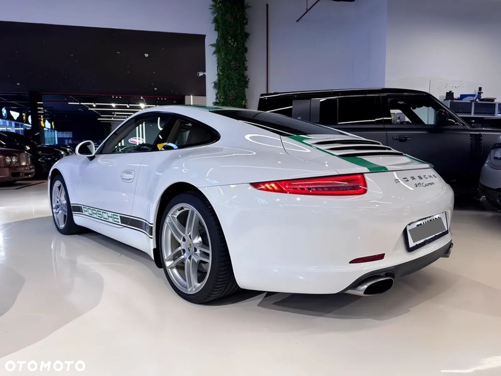 Porsche 911 Carrera PDK - 3