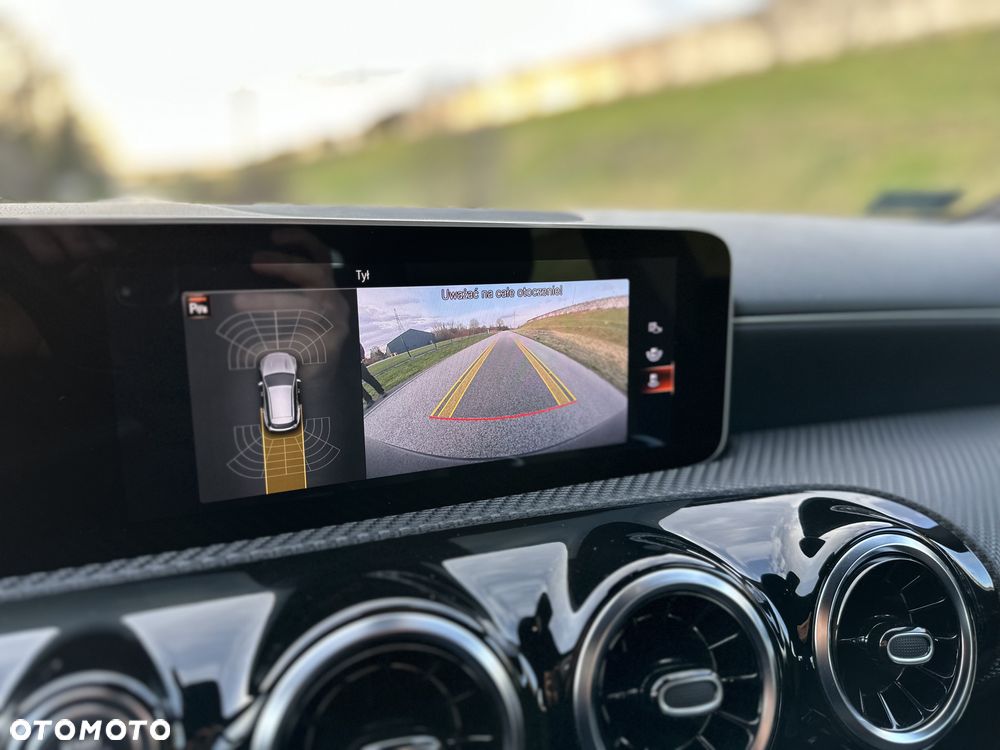 Mercedes-Benz CLA 180 7G-DCT - 16