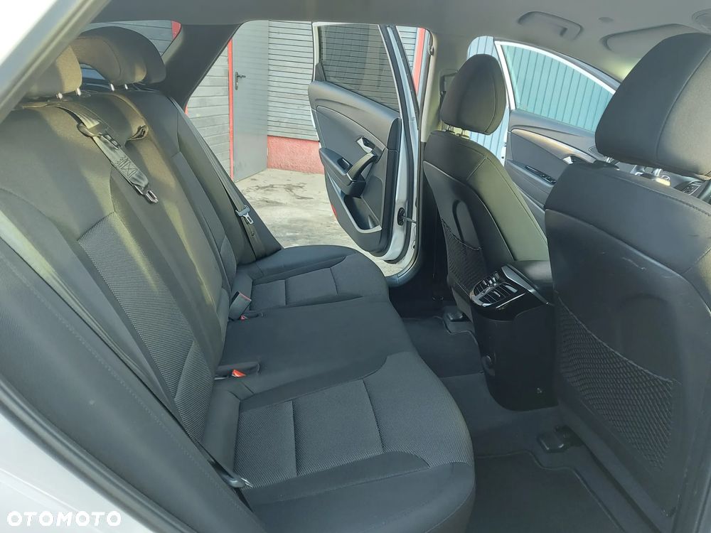 Hyundai i40 i40cw 1.7 CRDi Fifa World Cup Edition - 22