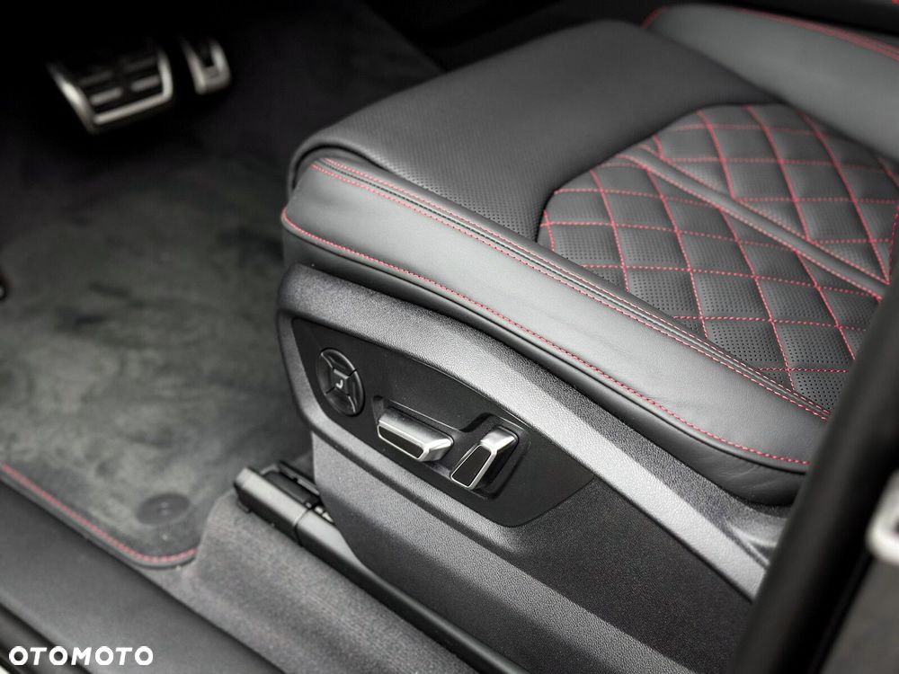 Audi Q8 - 18