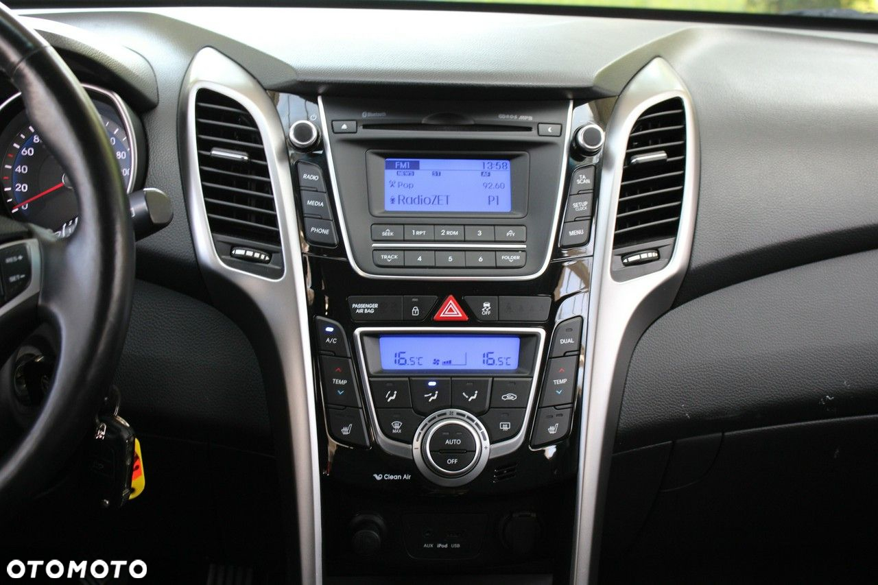 Hyundai i30 1.6 Premium - 10