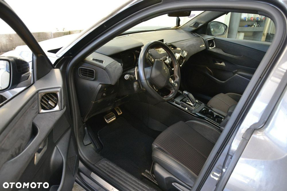 DS Automobiles DS 3 - 12