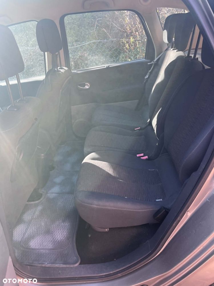 Renault Scenic 1.6 16V Expression - 10