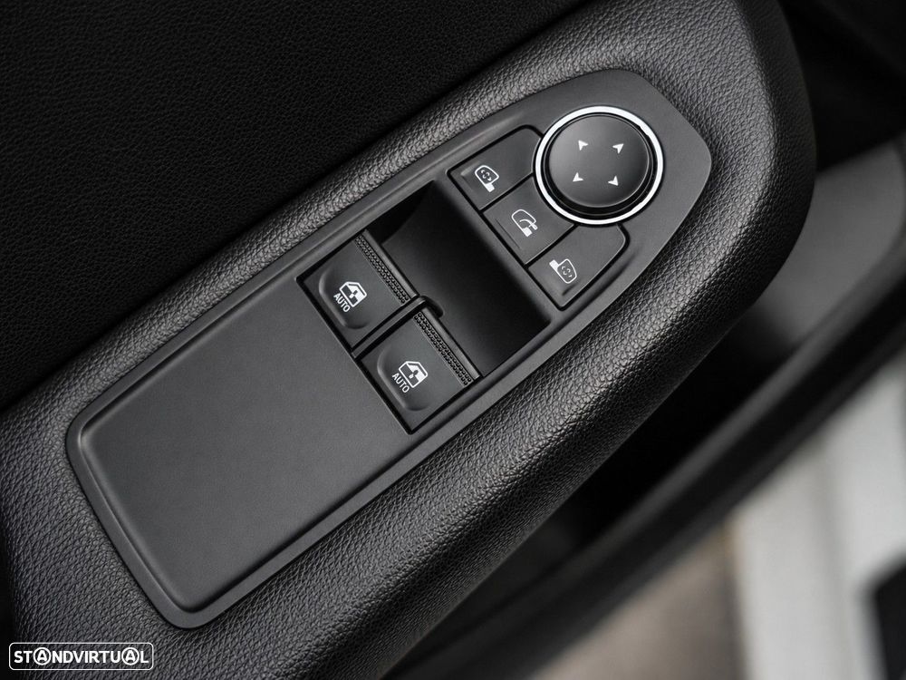 Renault Clio - 23