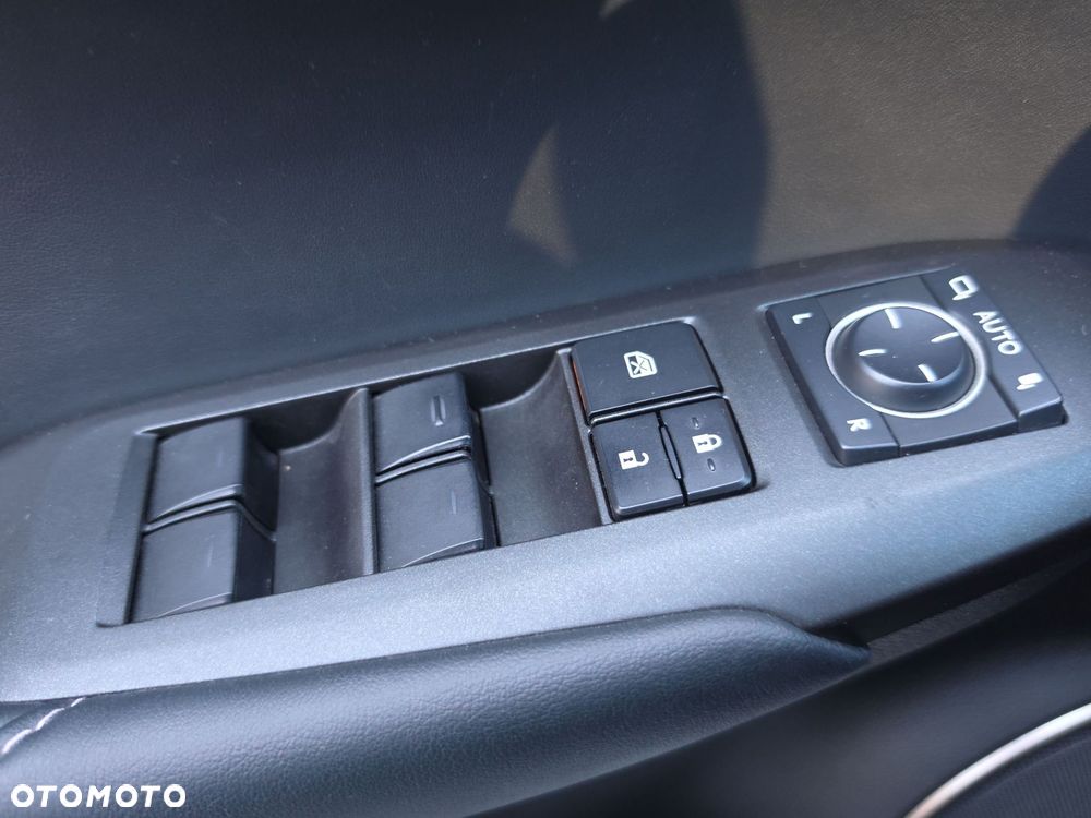 Lexus NX 300h Elite AWD - 21