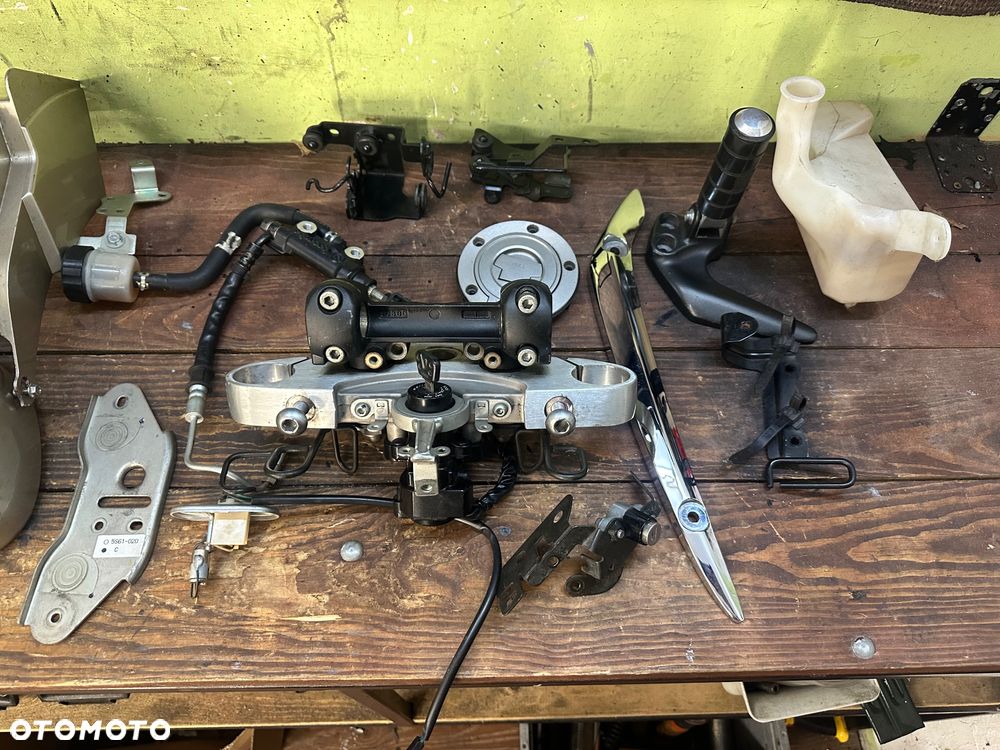 Części Yamaha xvs 1300 midnightstar korek lampa podnózek stacyjka - 3