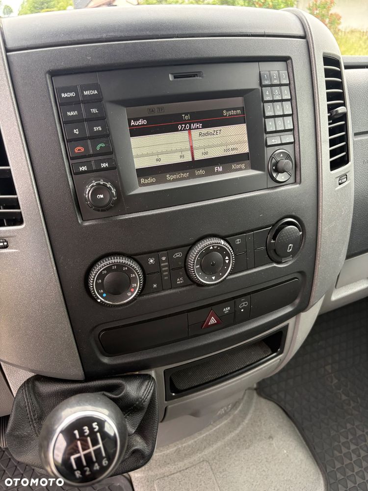 Volkswagen Crafter - 16