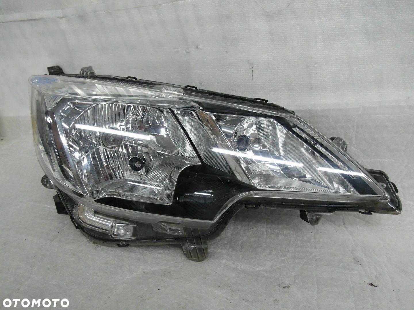 MITSUBISHI SPACE STAR III IDEALNA LAMPA PRZEDNIA PRAWA PRAWY W5335 NR72 - 1