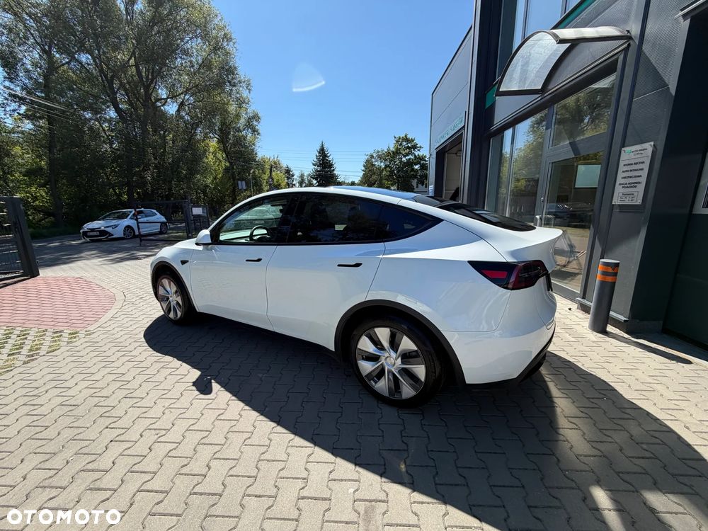 Tesla Model Y RWD - 6
