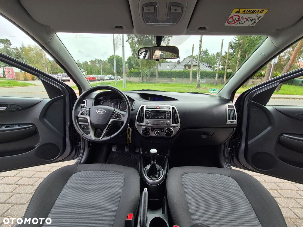 Hyundai i20 1.2 GO - 10