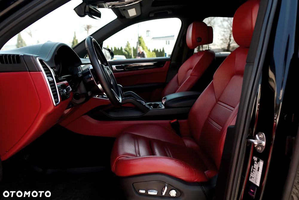 Porsche Cayenne Tiptronic S - 18