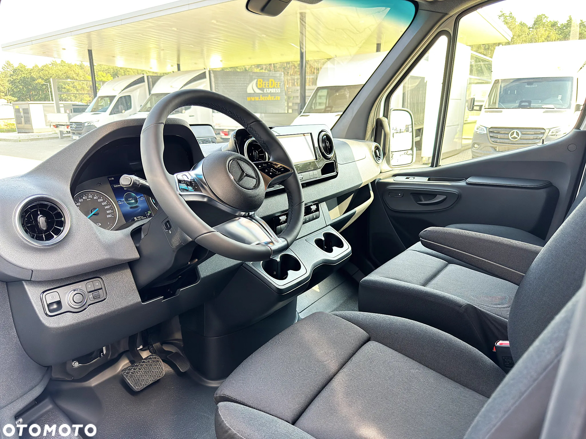 Mercedes-Benz eSprinter 314 Furgon Pro Standard - 11