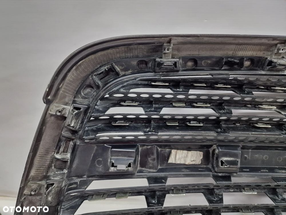 DODGE RAM 1500 12-18 ATRAPA / GRILL PRZEDNI , NR 13DSAC0010 / 13DSAC0010B  NR AUKCJI GL104 - 16