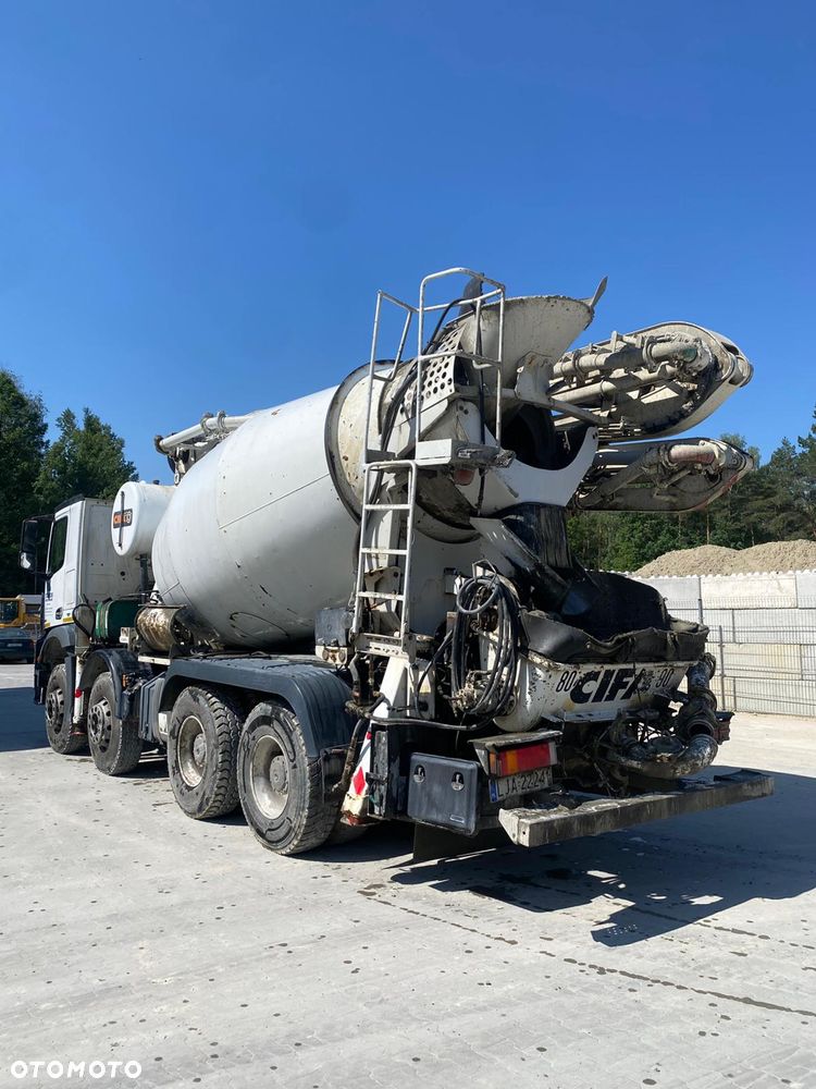 Mercedes-Benz AROCS - 6