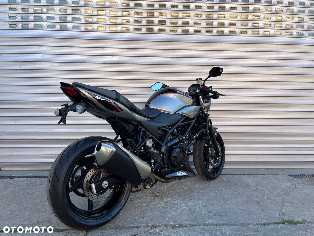 Suzuki SV - 5