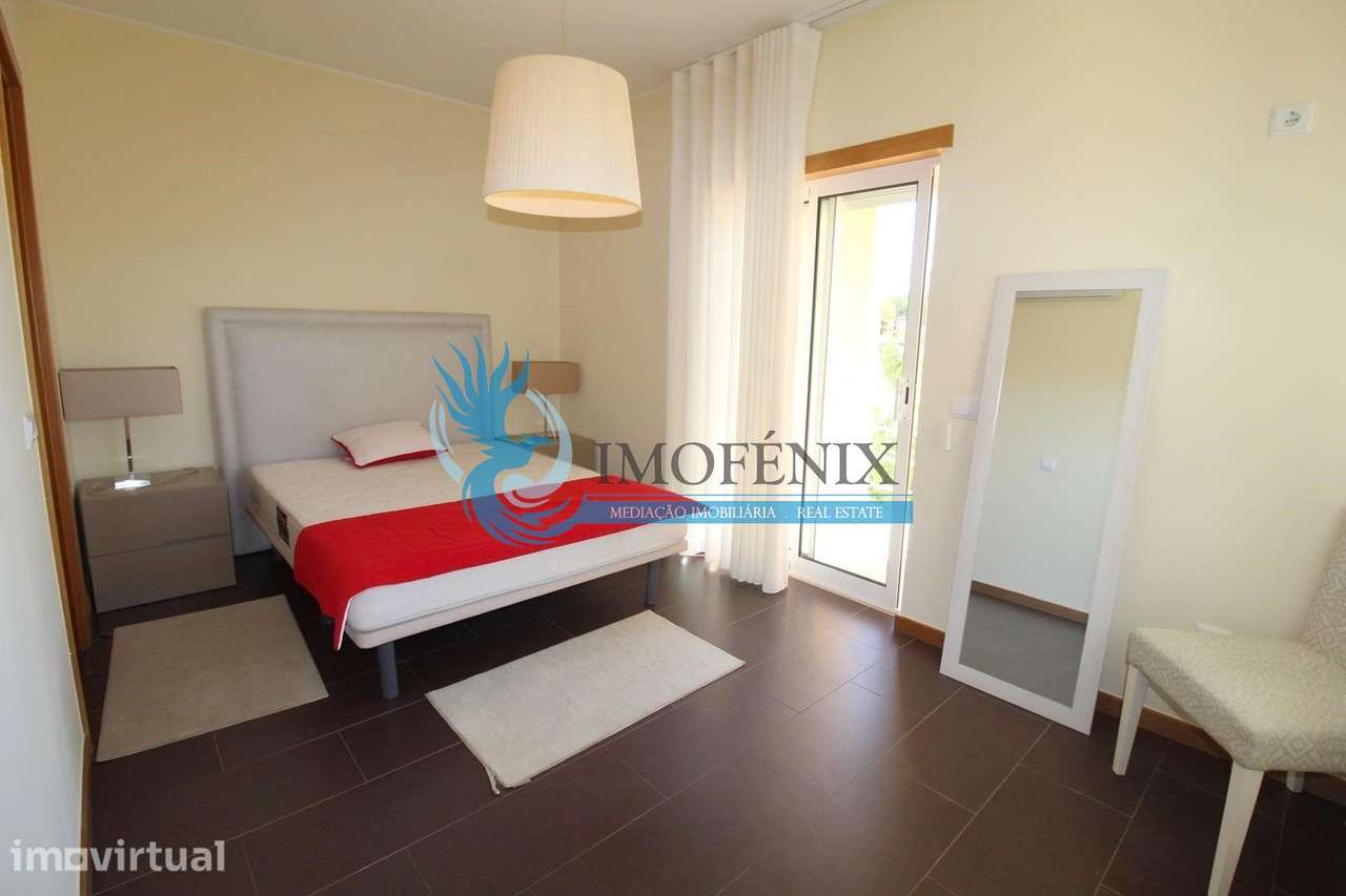 Moradia Geminada renovada T2+1 com piscina e garagem- Patroves- Albufe - Grande imagem: 2/43