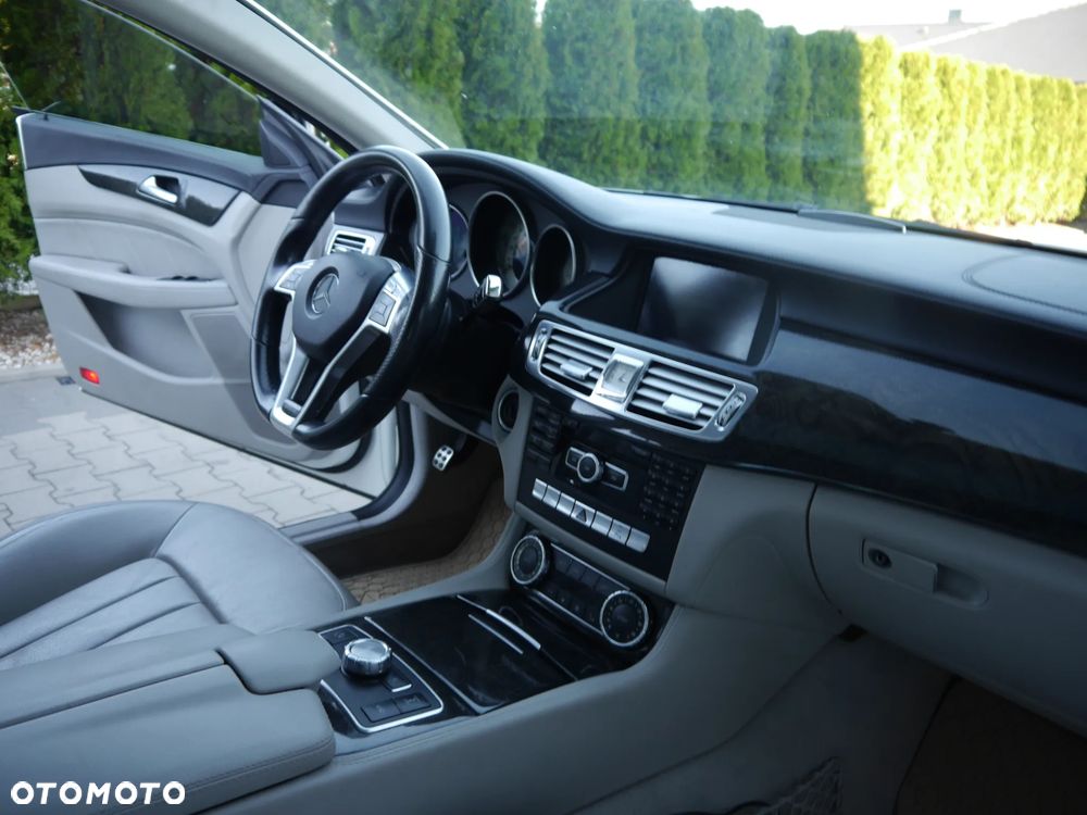 Mercedes-Benz CLS 350 CDI 4-Matic BlueEff - 16