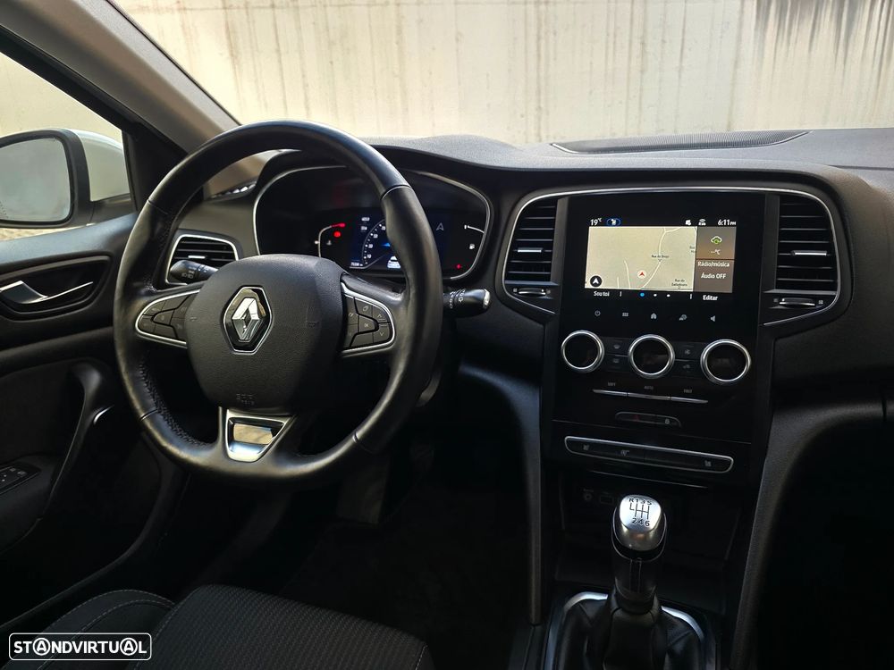 Renault Mégane Sport Tourer 1.3 TCe Limited - 41
