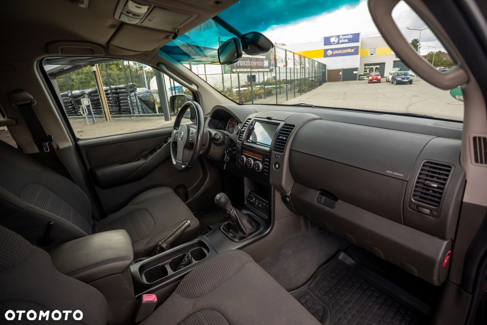 Nissan Pathfinder 2.5 DCi Elegance - 20