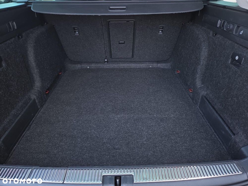 Skoda Superb 2.0 TDI SCR 4x4 Scout DSG - 30