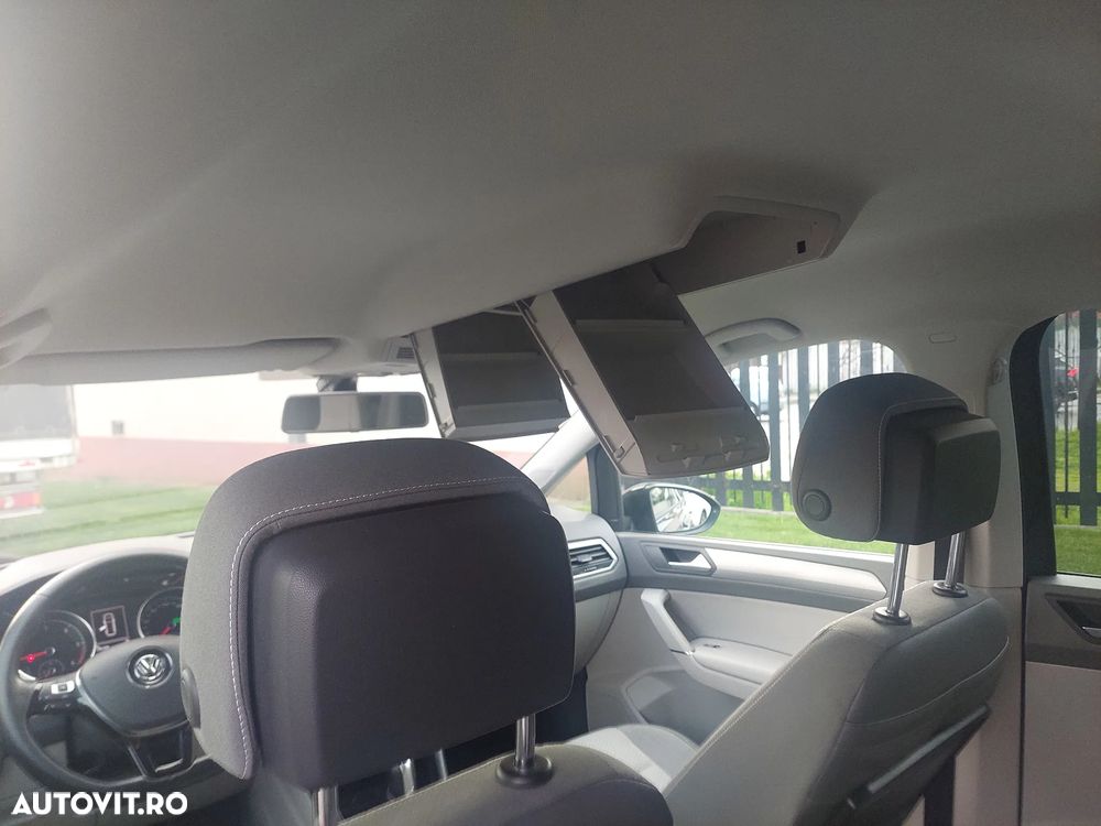 Volkswagen Touran - 27