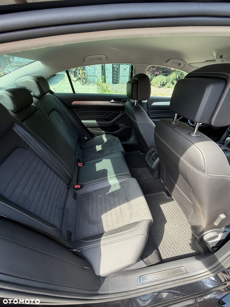 Volkswagen Passat 2.0 TSI Elegance DSG - 13