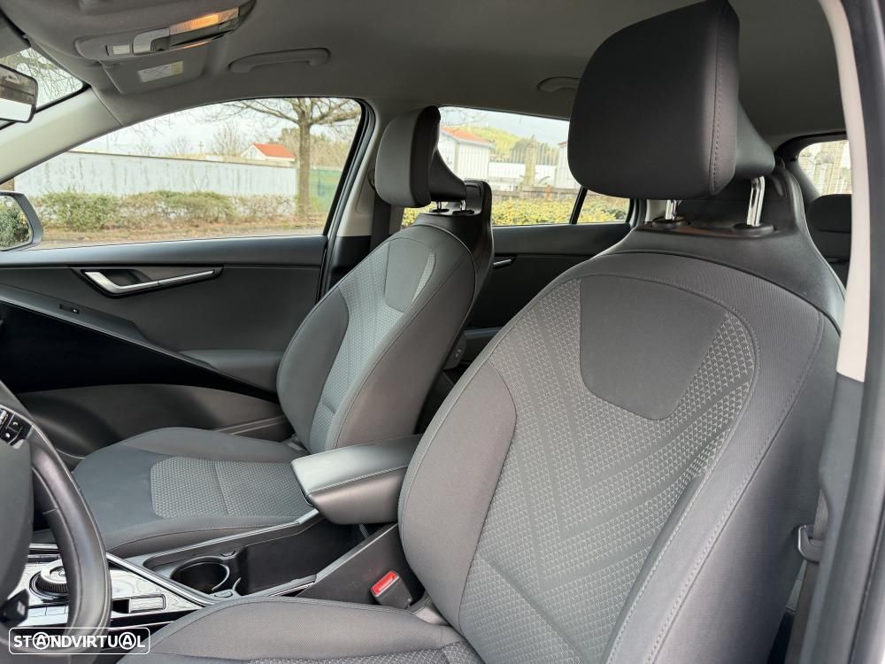 Kia Niro EV 64kWh Tech - 9