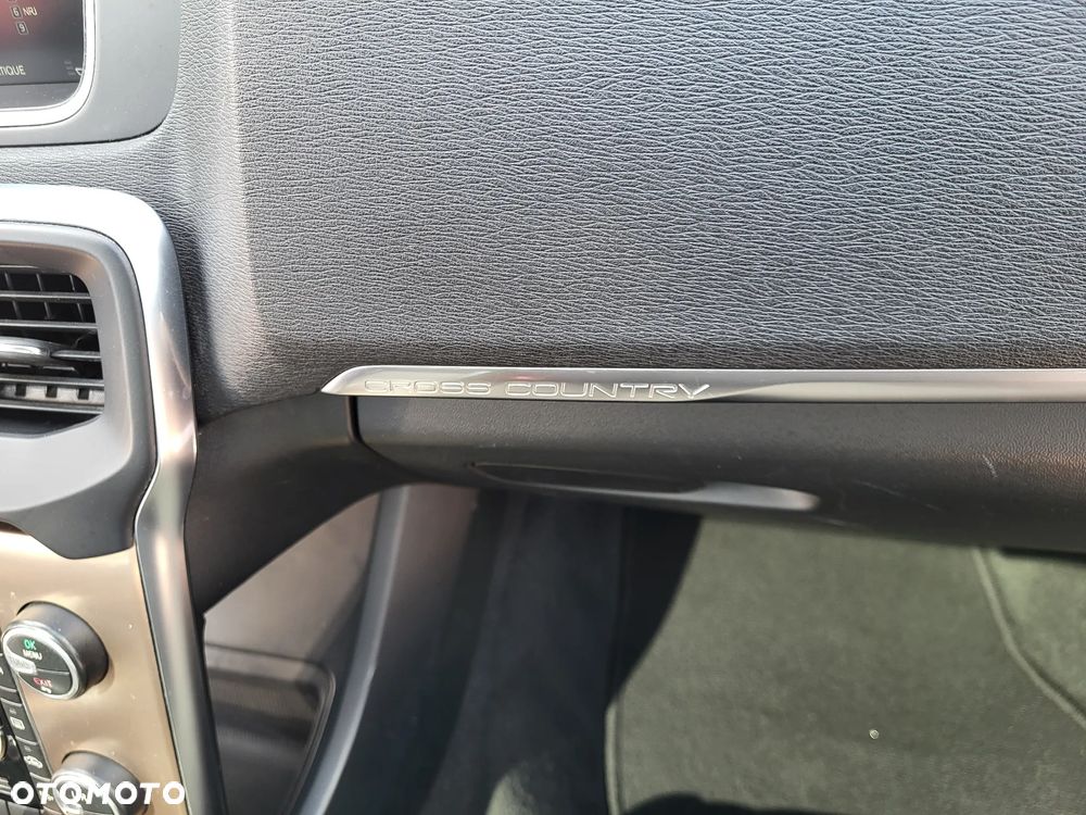 Volvo V40 Cross Country D3 Geartronic Summum - 21