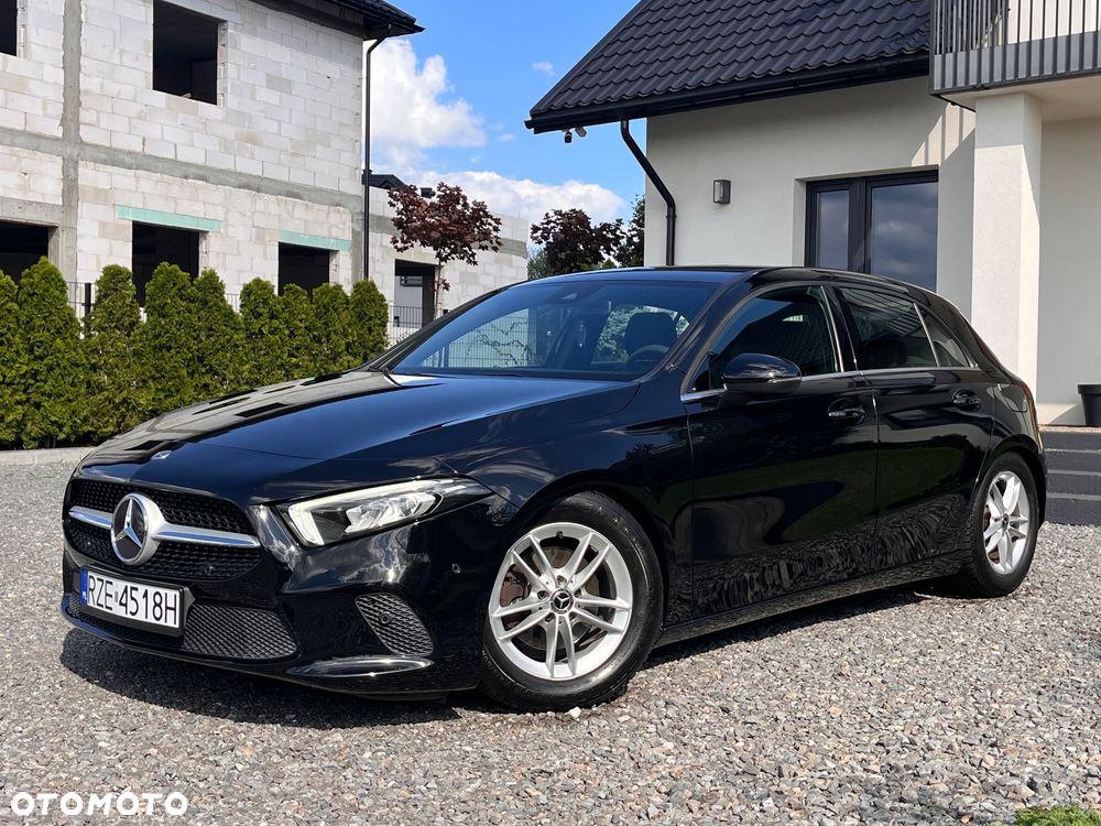 Mercedes-Benz Klasa A 180 7G-DCT Style - 17