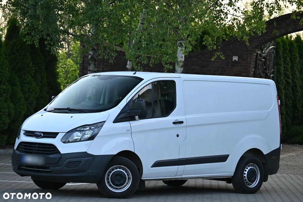 Ford TRANSIT CUSTOM - 9