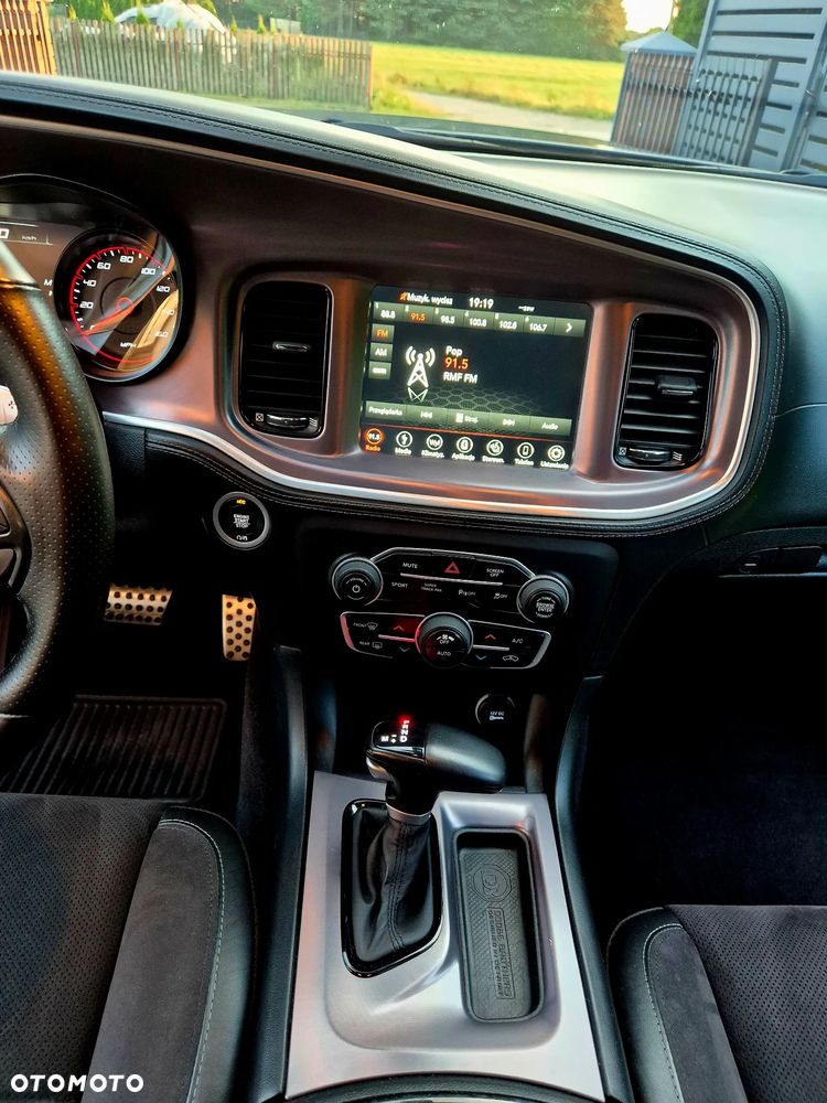 Dodge Charger 5.7 R/T - 13