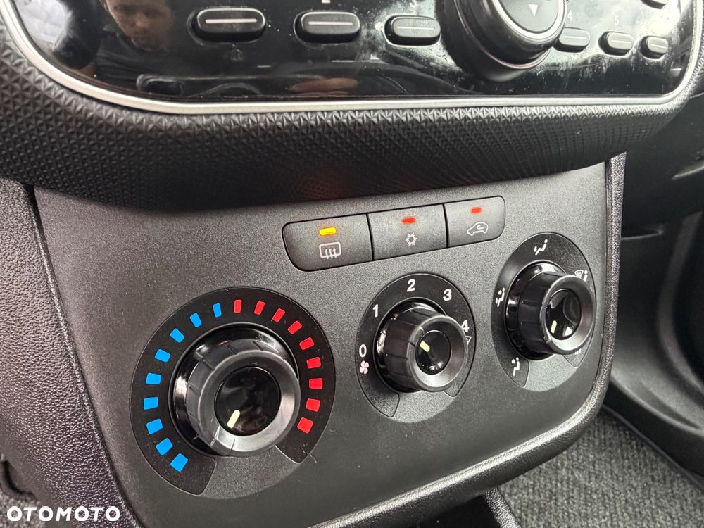 Fiat Punto Evo - 32