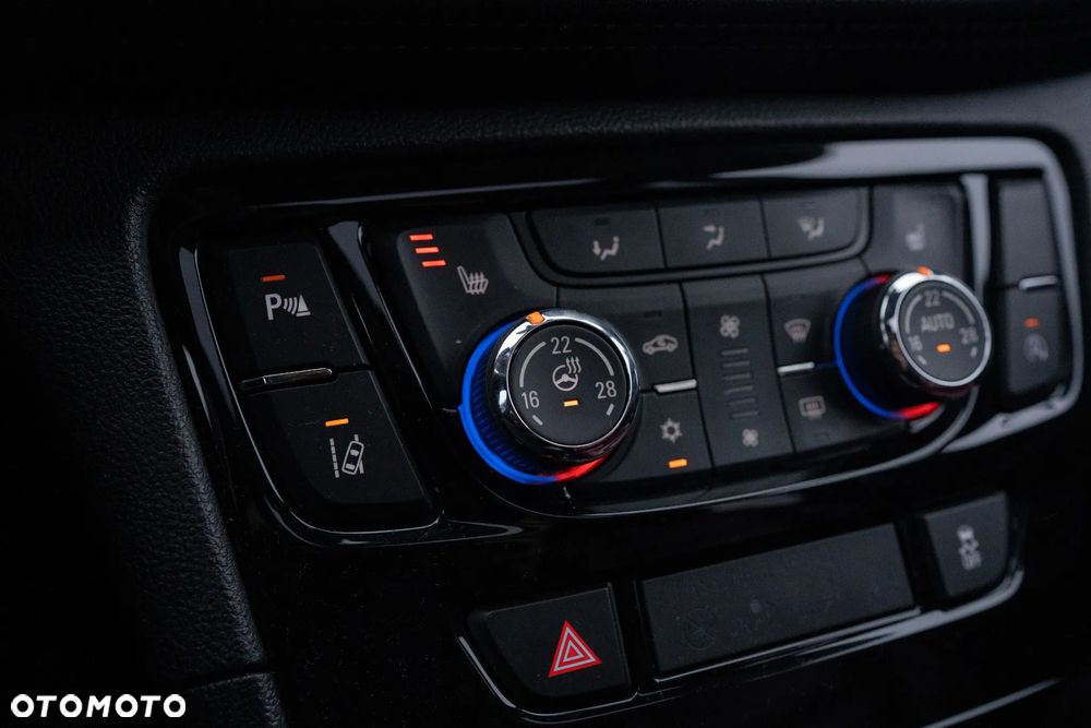 Opel Mokka 1.4 T Cosmo S&S - 22