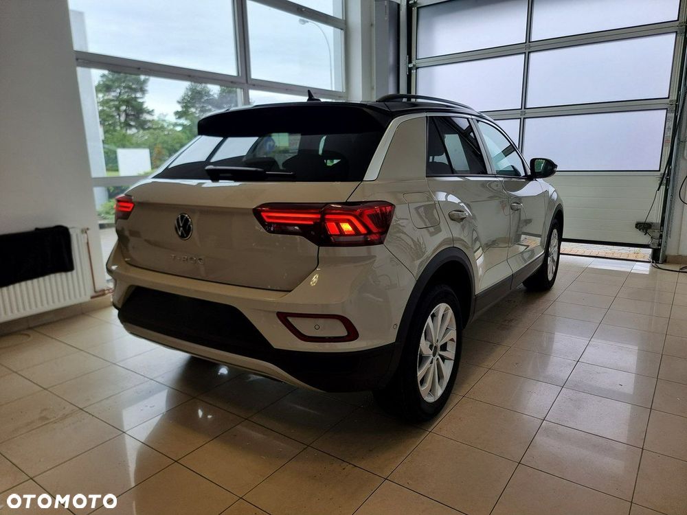 Volkswagen T-Roc - 5