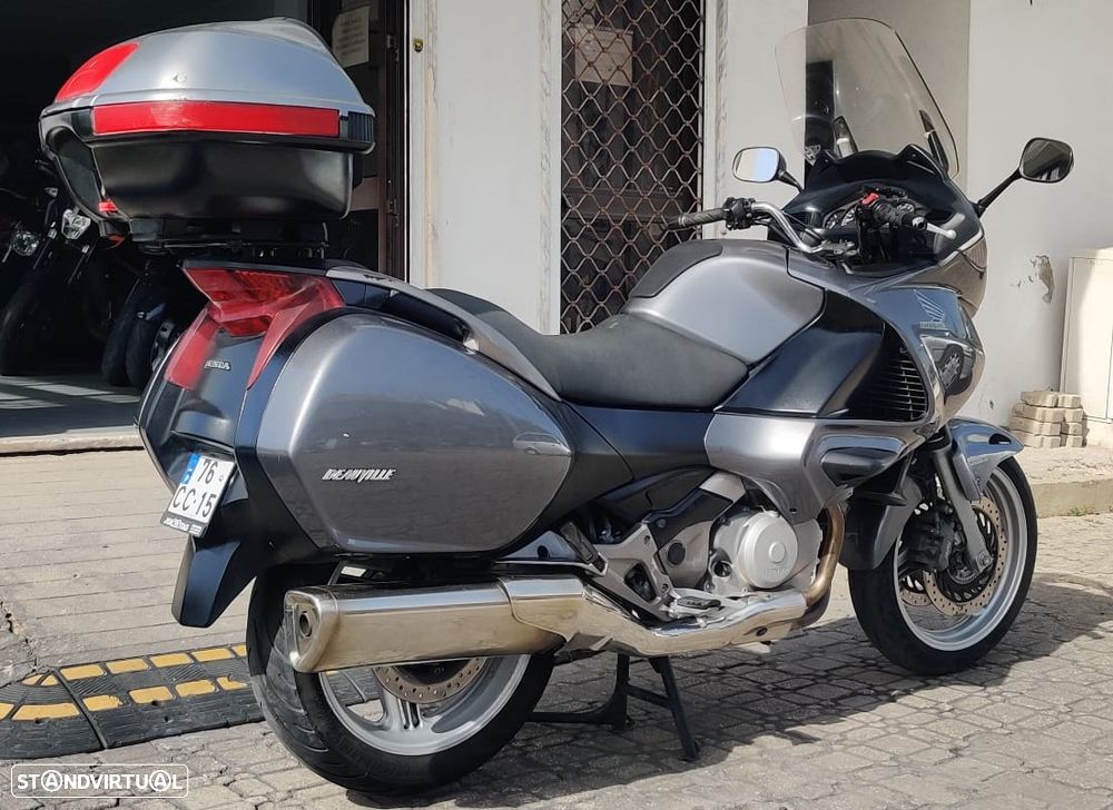 Honda Deauville 750 - 10