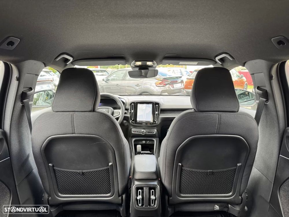 Volvo XC 40 Recharge Core - 17