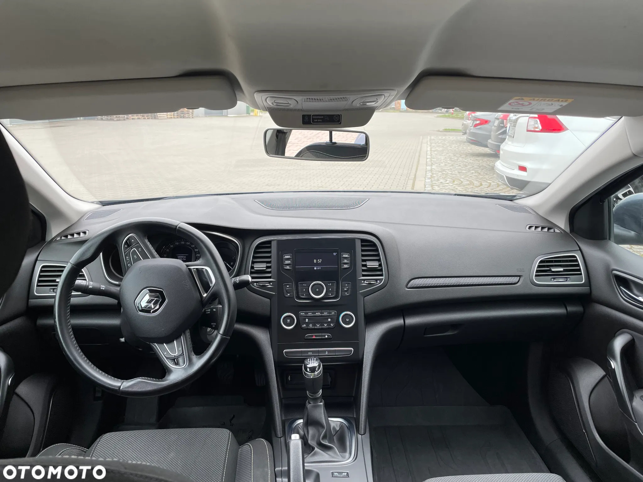 Renault Megane 1.5 Blue dCi Business - 7