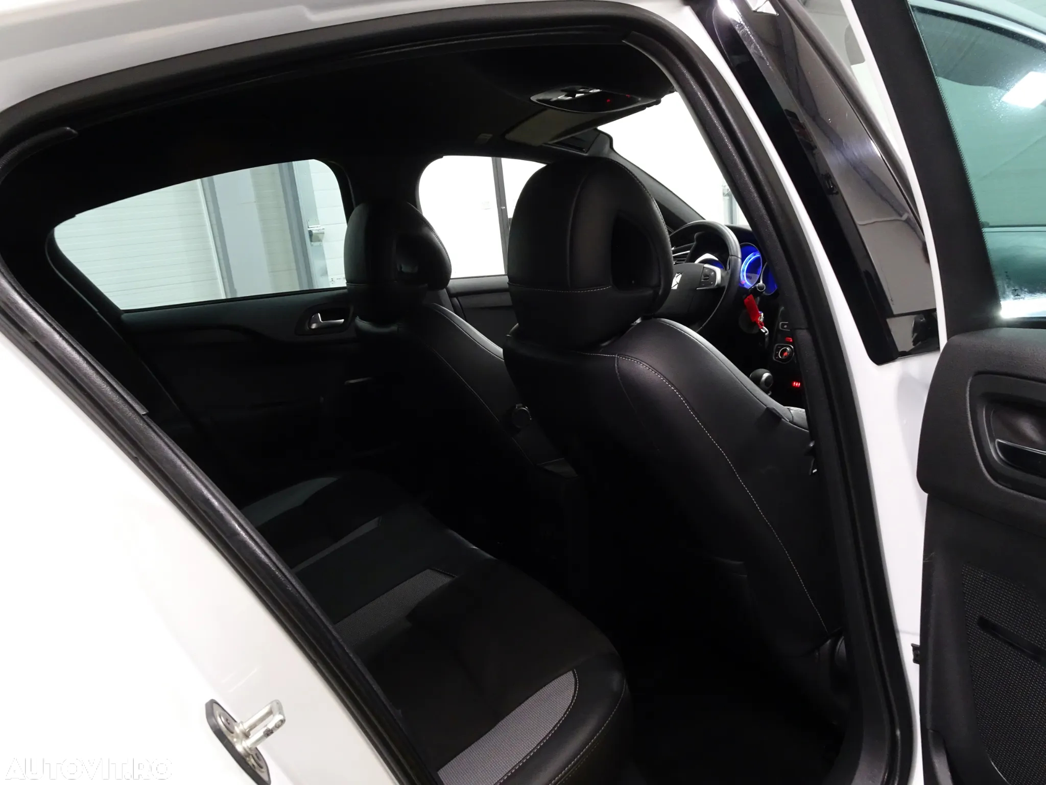 DS Automobiles DS 4 - 5
