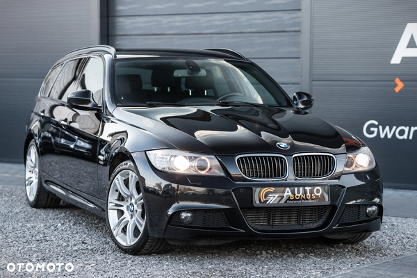 BMW Seria 3 330d xDrive DPF Touring Edition Sport