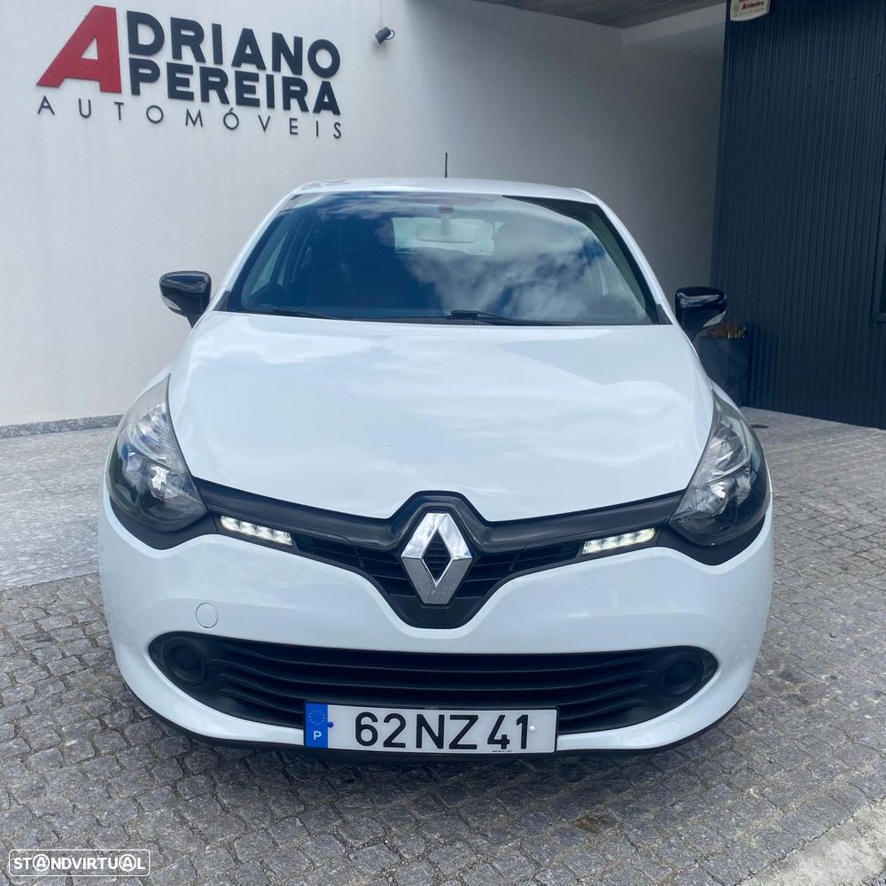 Renault Clio - 17