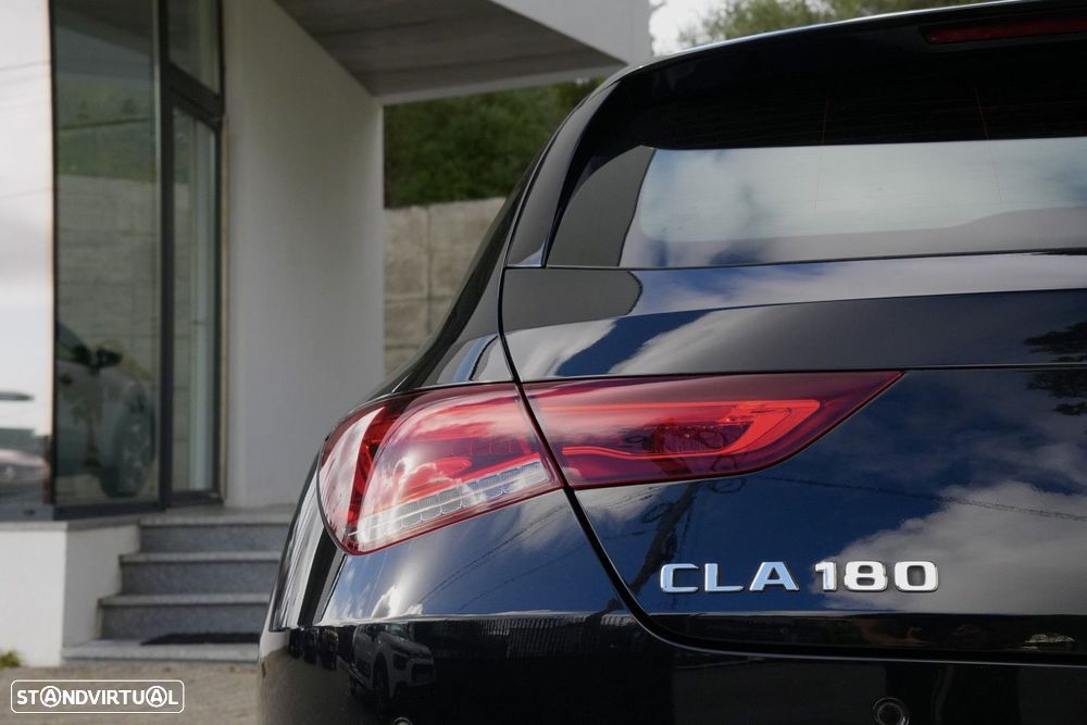 Mercedes-Benz CLA 180 Standard - 35
