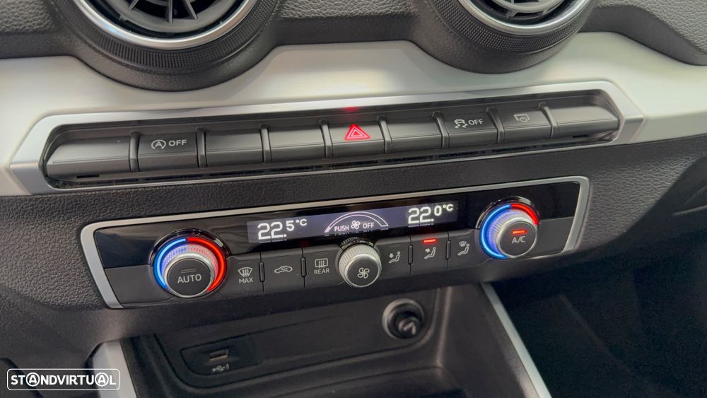 Audi Q2 30 TFSI Design - 13