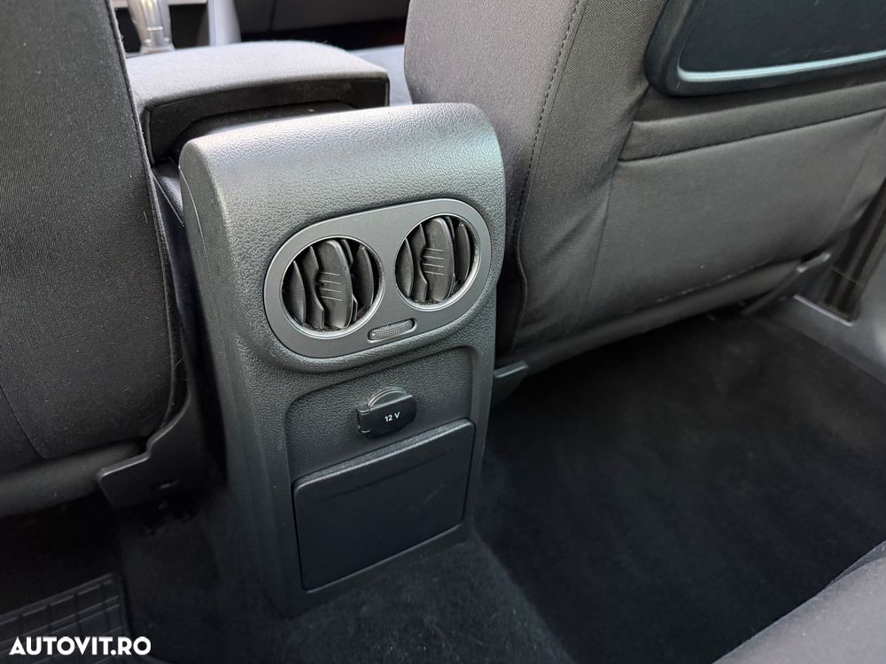 Volkswagen Tiguan 2.0 TDI 4Motion DSG BMT Sport & Style - 33