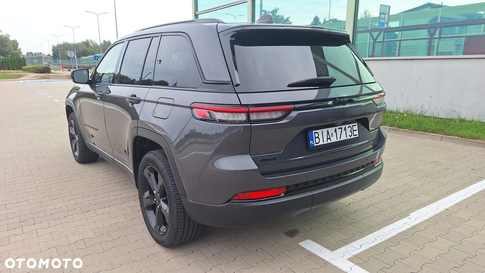 Jeep Grand Cherokee - 7