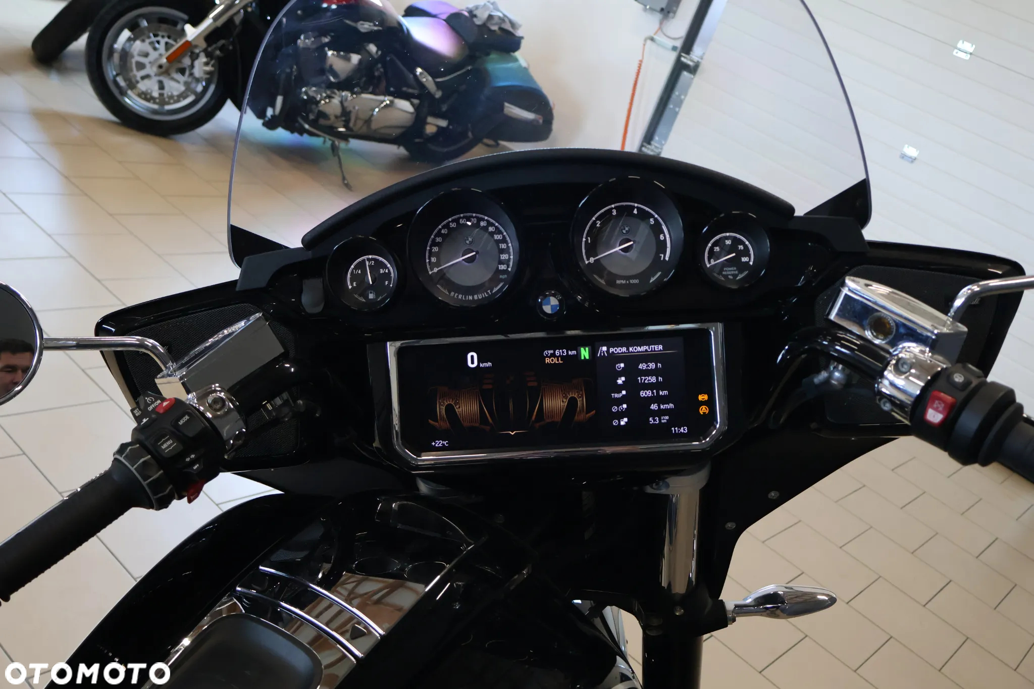 BMW R - 9