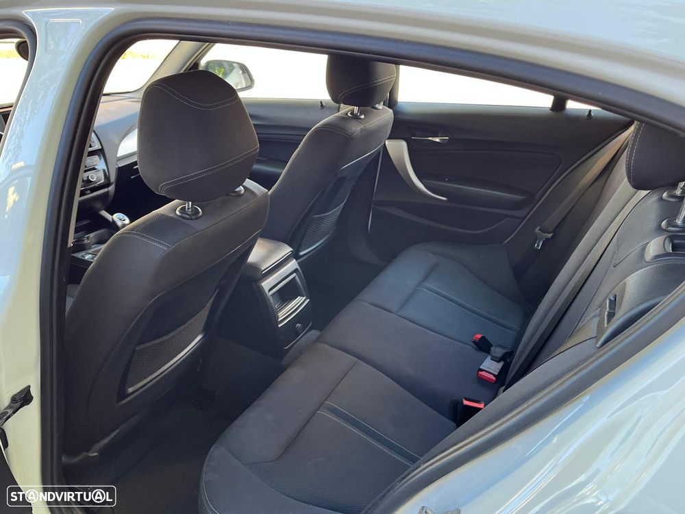 BMW 116 d Line Urban - 2