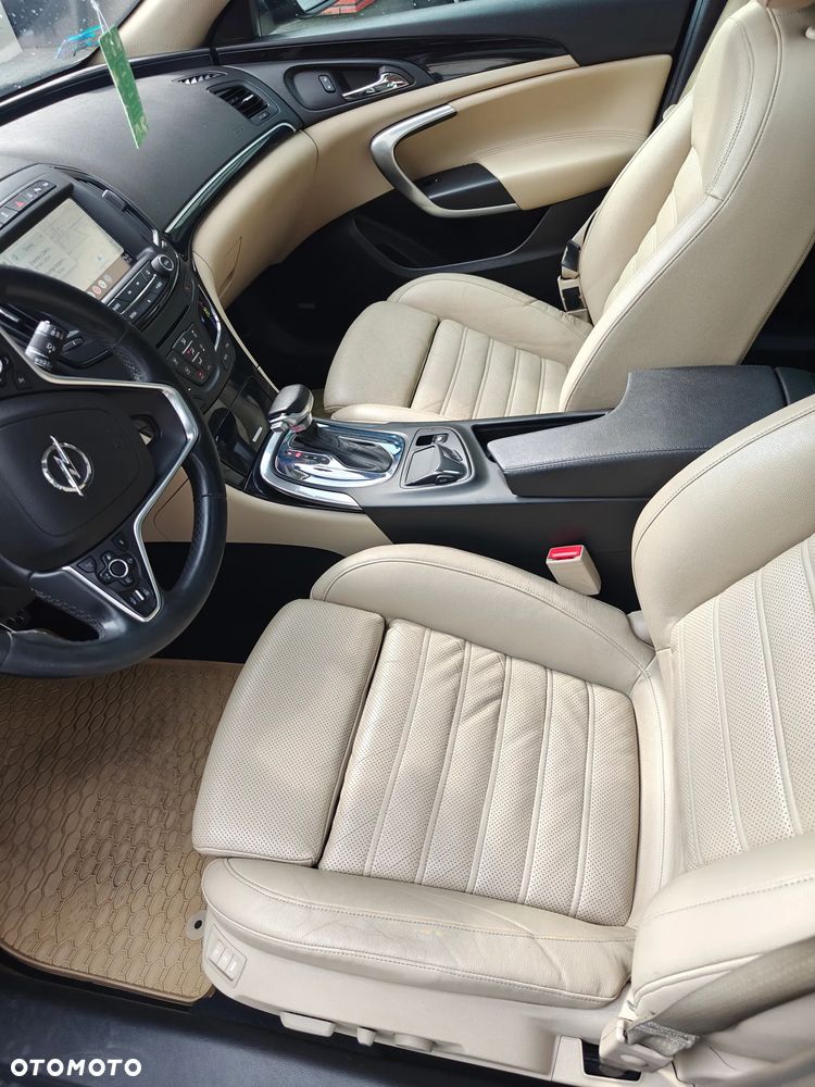 Opel Insignia 2.0 T Cosmo 4x4 EU6 - 12