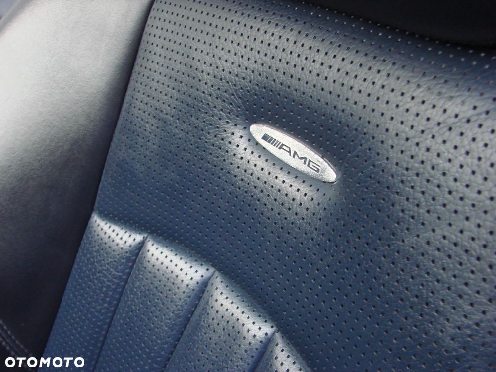 Mercedes-Benz Klasa E 55 AMG Automatik - 30